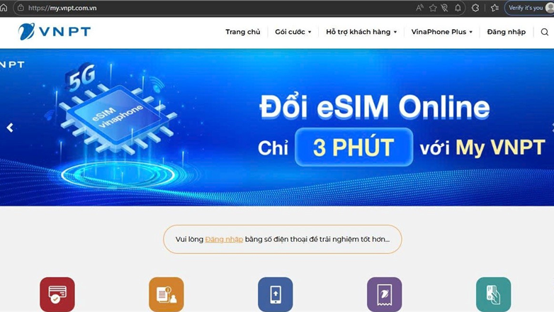 VNPT Hà Nội đẩy mạnh chăm sóc khách hàng trên nền tảng số.