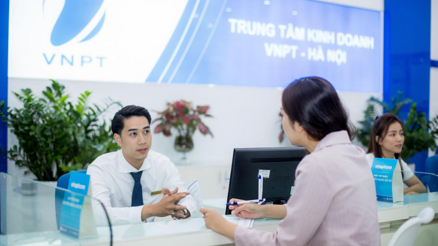 Cửa hàng VinaPhone tại Hà nội có làm việc vào Thứ 7, Chủ Nhật không?