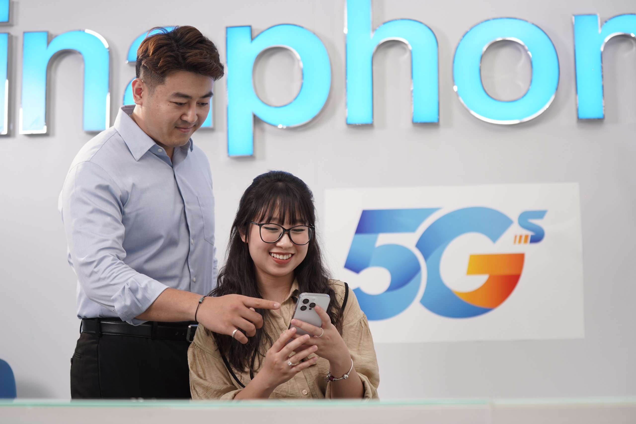 Khách hàng được trải nghiệm 5G miễn phí